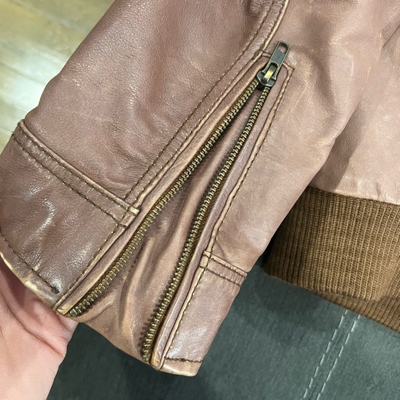 Xelement brown 100% leather motorcycle jacket - Picture 3 of 5